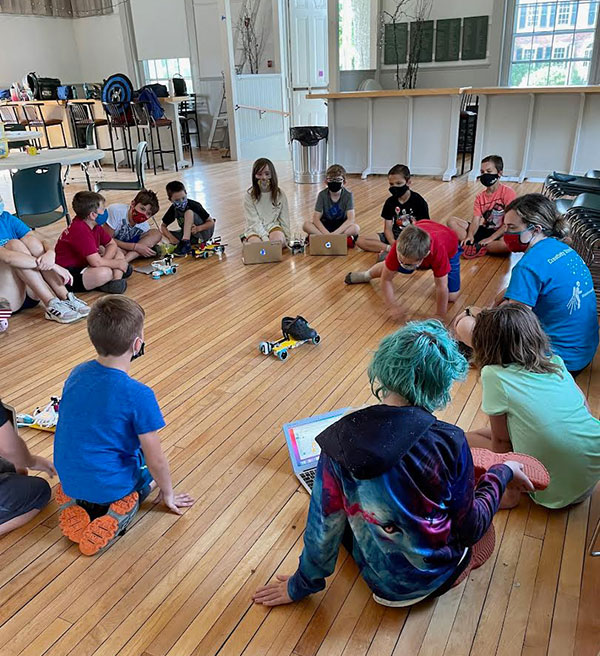 WMSI Summer Maker Camp - kids on floor